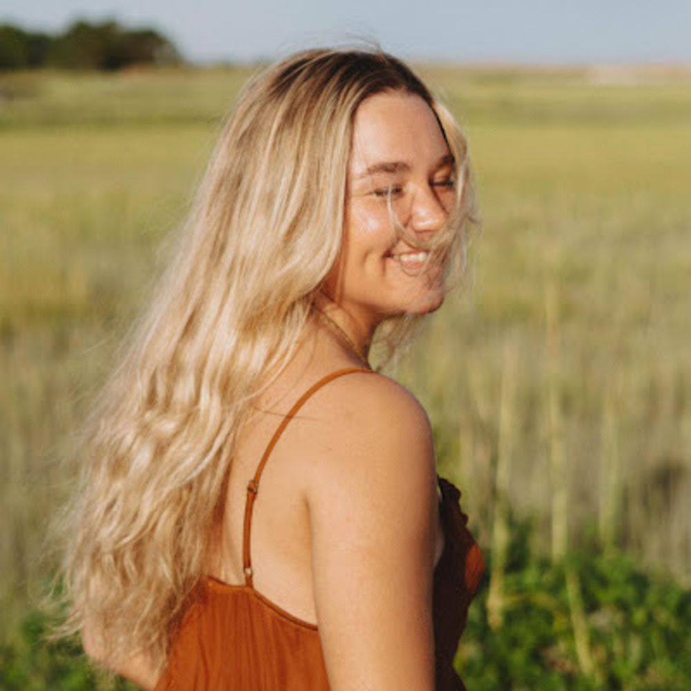 Meet your Posher, Julia